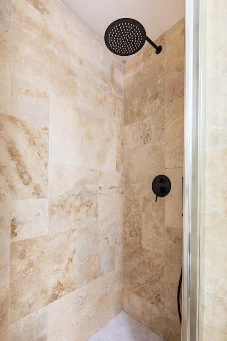 Bottega Augustea Duplex Apartment In Monti روما المظهر الخارجي الصورة